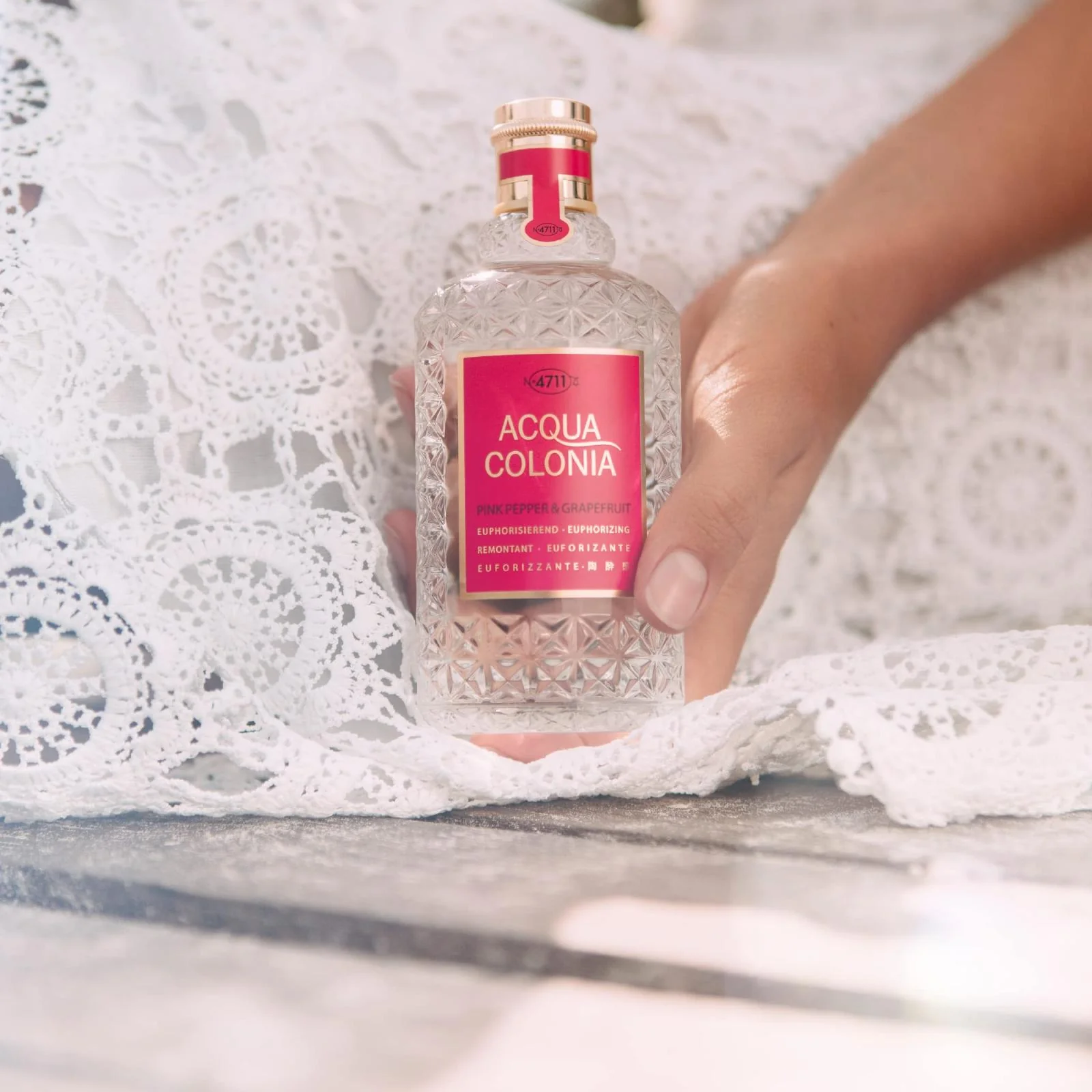 4711 Acqua Colonia Pink Pepper & Grapefruit Eau de Cologne for Everyone - Image 4