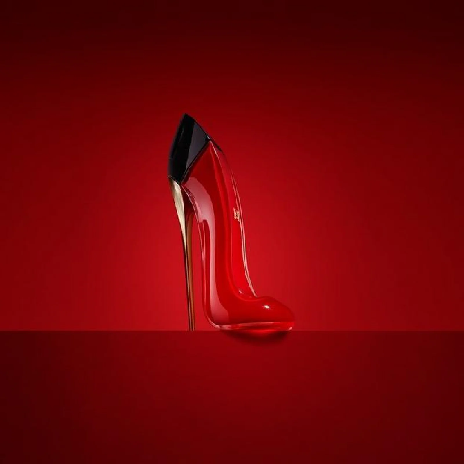 Carolina Herrera Very Good Girl Eau de Parfum for Women - Image 4