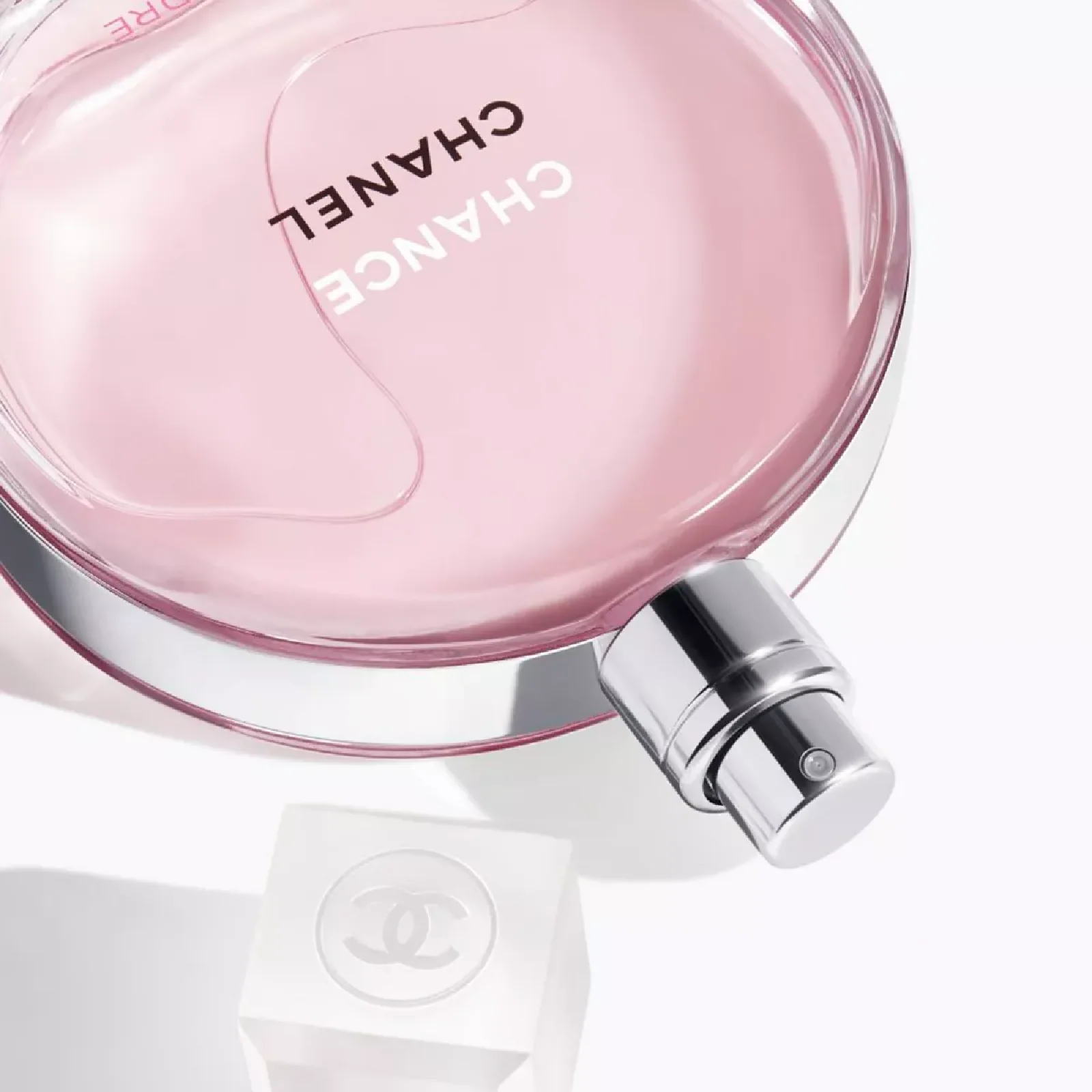 Chanel Chance Eau Tendre Eau de Toilette for Women - Image 2
