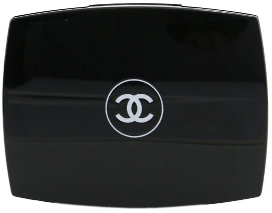 Chanel Ultra Le Teint Ultrawear Flawless Finish Compact Foundation