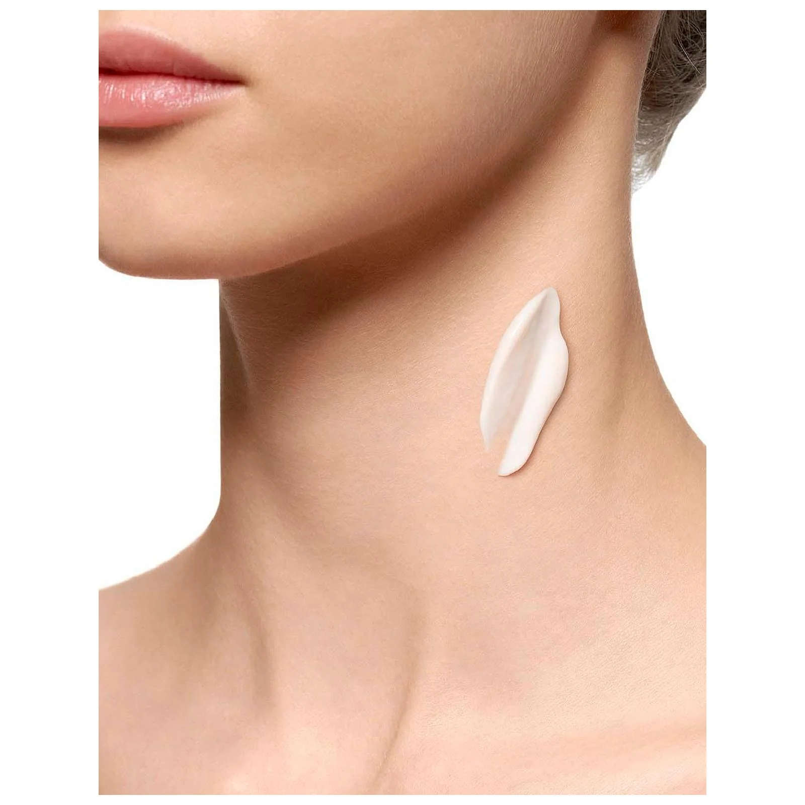 Clarins Age Control Youthful Lift Neck Care - Image 6