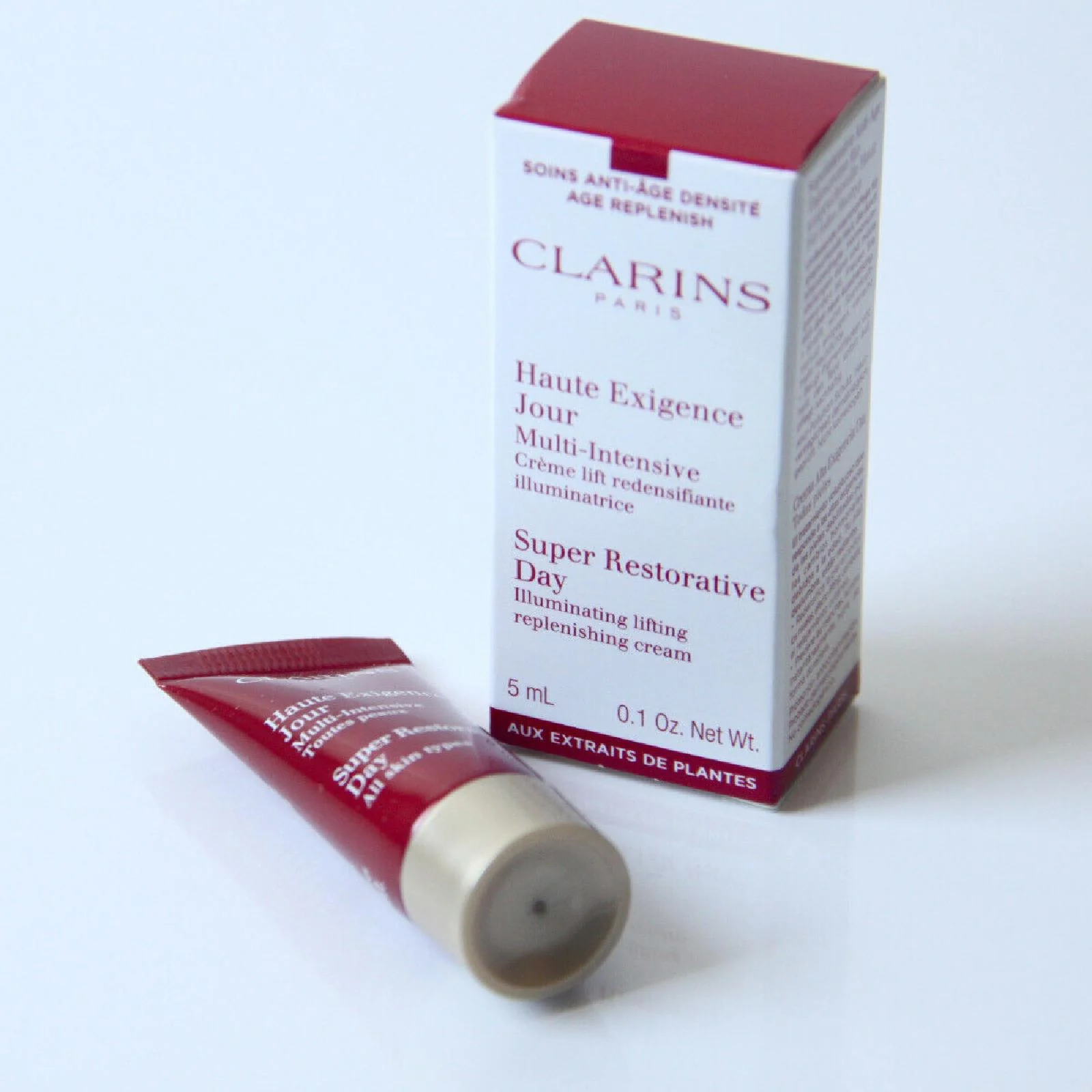 Clarins Super Restorative Day Illuminating Lifting Replenishing Cream - Image 5