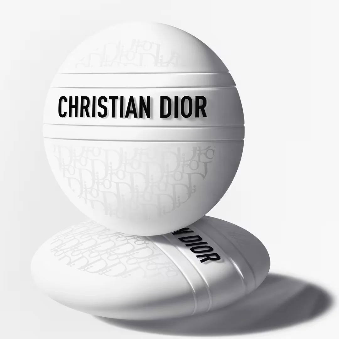 Dior Le Baume Multi-Use Balm with Hyaluronic Acid - Image 4