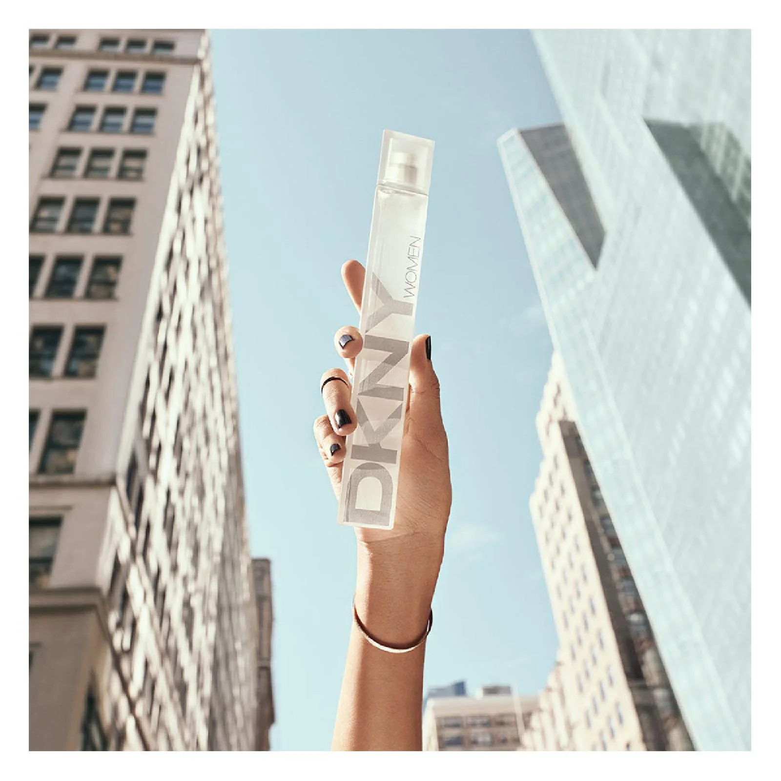 Donna Karan Dkny Eau de Parfum for Women - Image 3