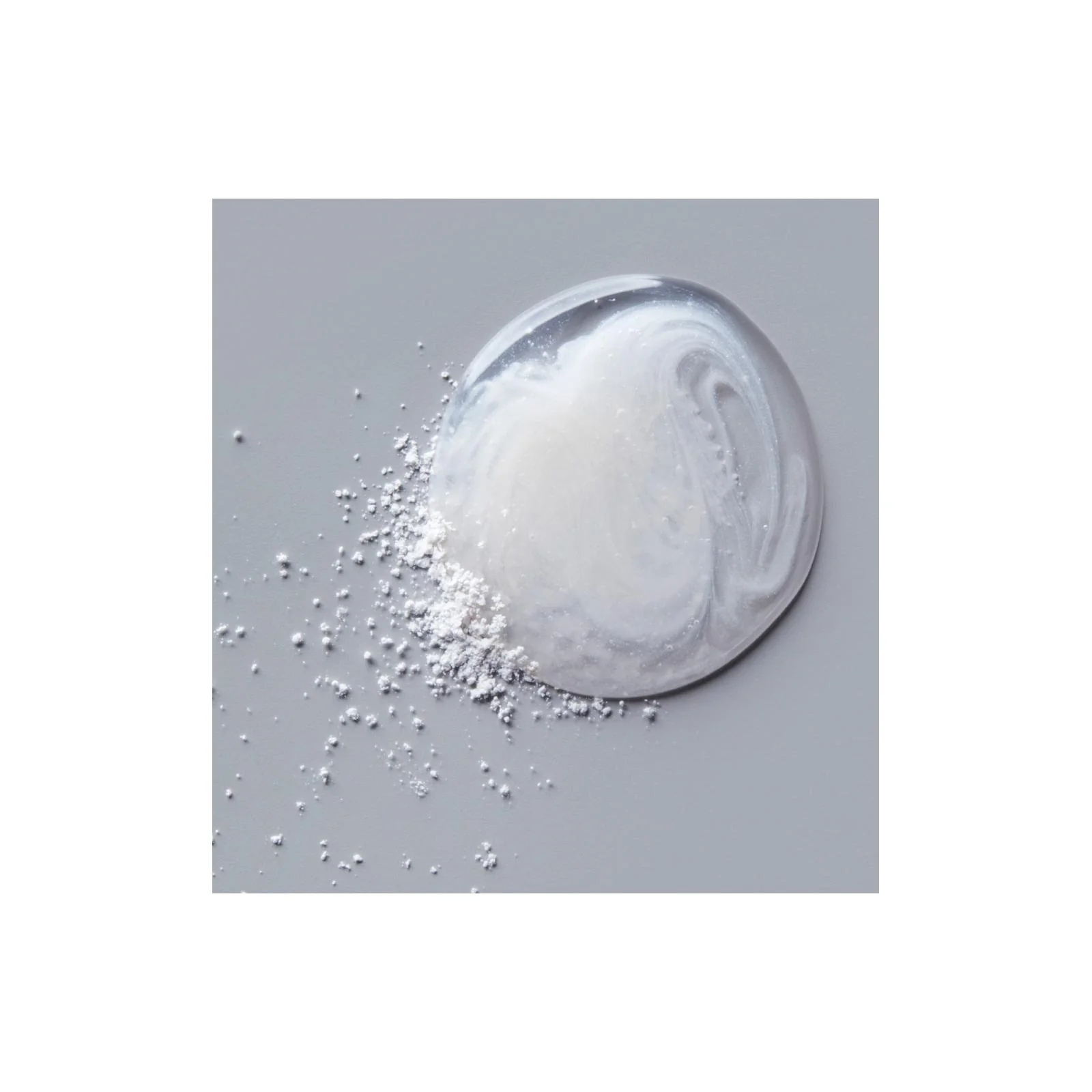 Lab Series Oil Control Clearing Water Lotion for Men - Image 3