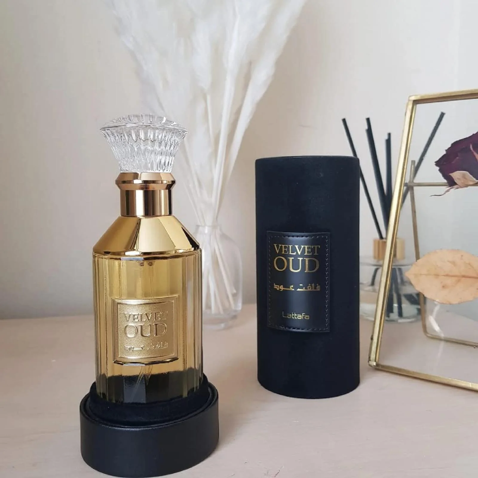 Lattafa Velvet Oud Eau de Parfum for Everyone - Image 4