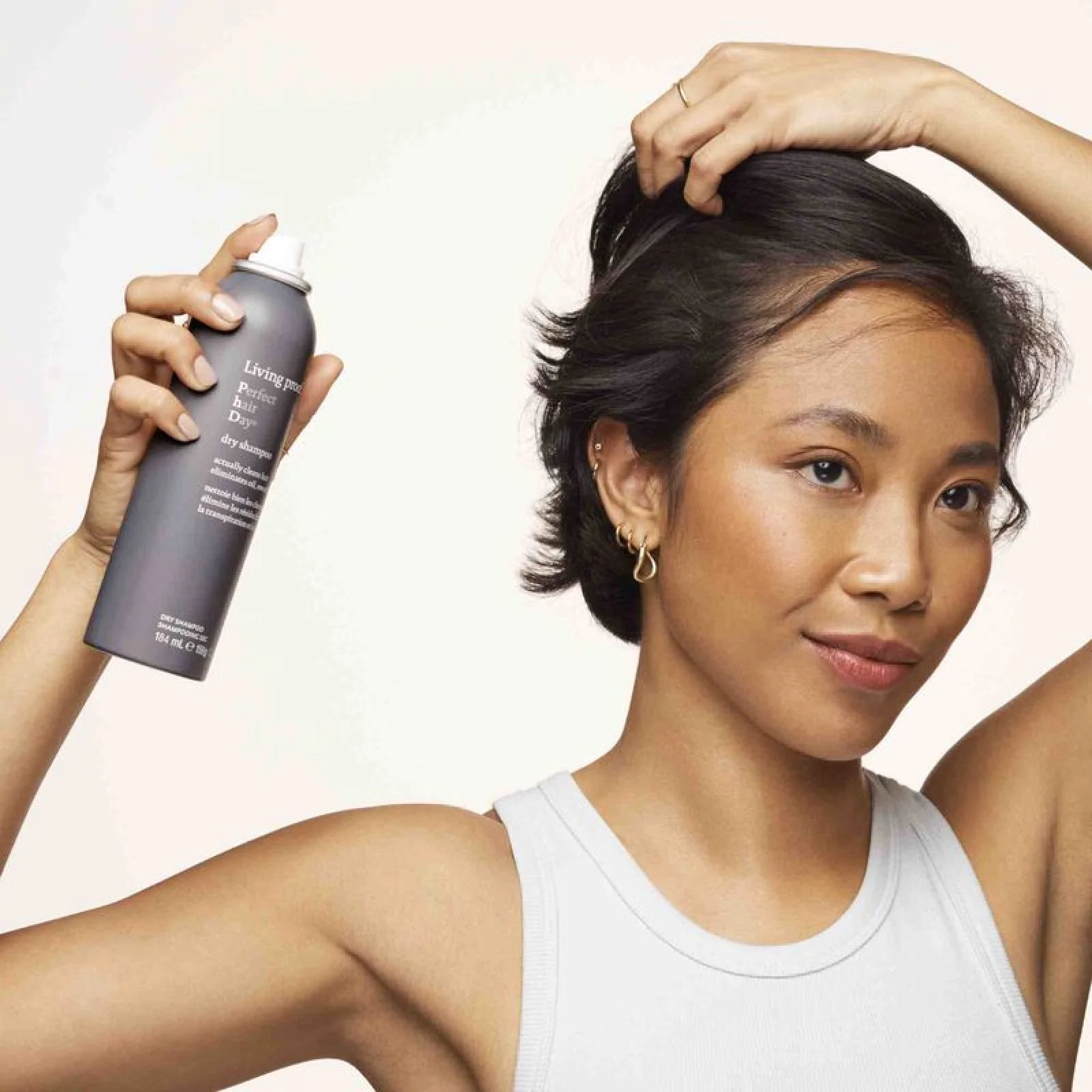 Living Proof Perfect Hair Day Dry Shampoo - Image 3