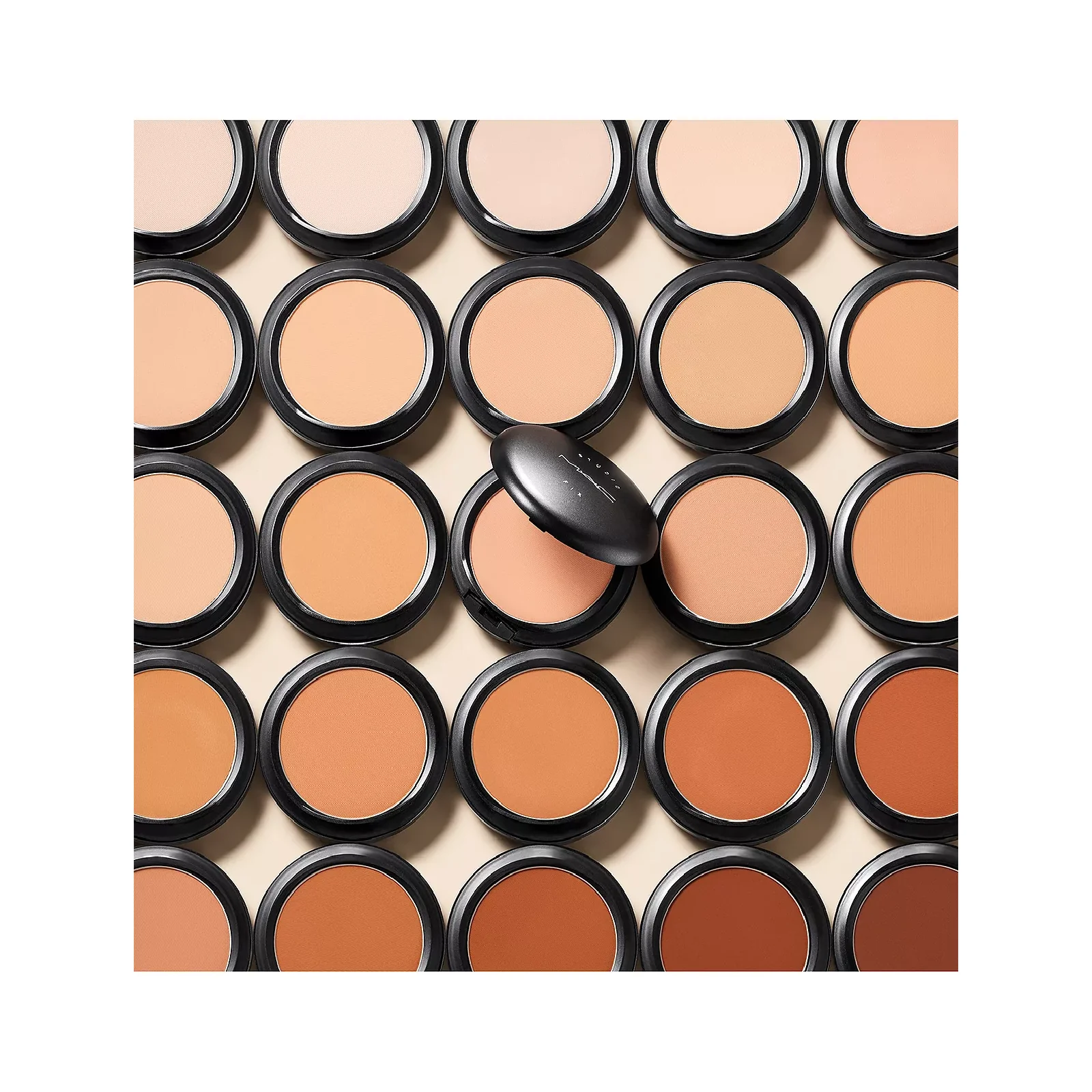Mac Studio Fix Powder Plus Foundation - Image 4