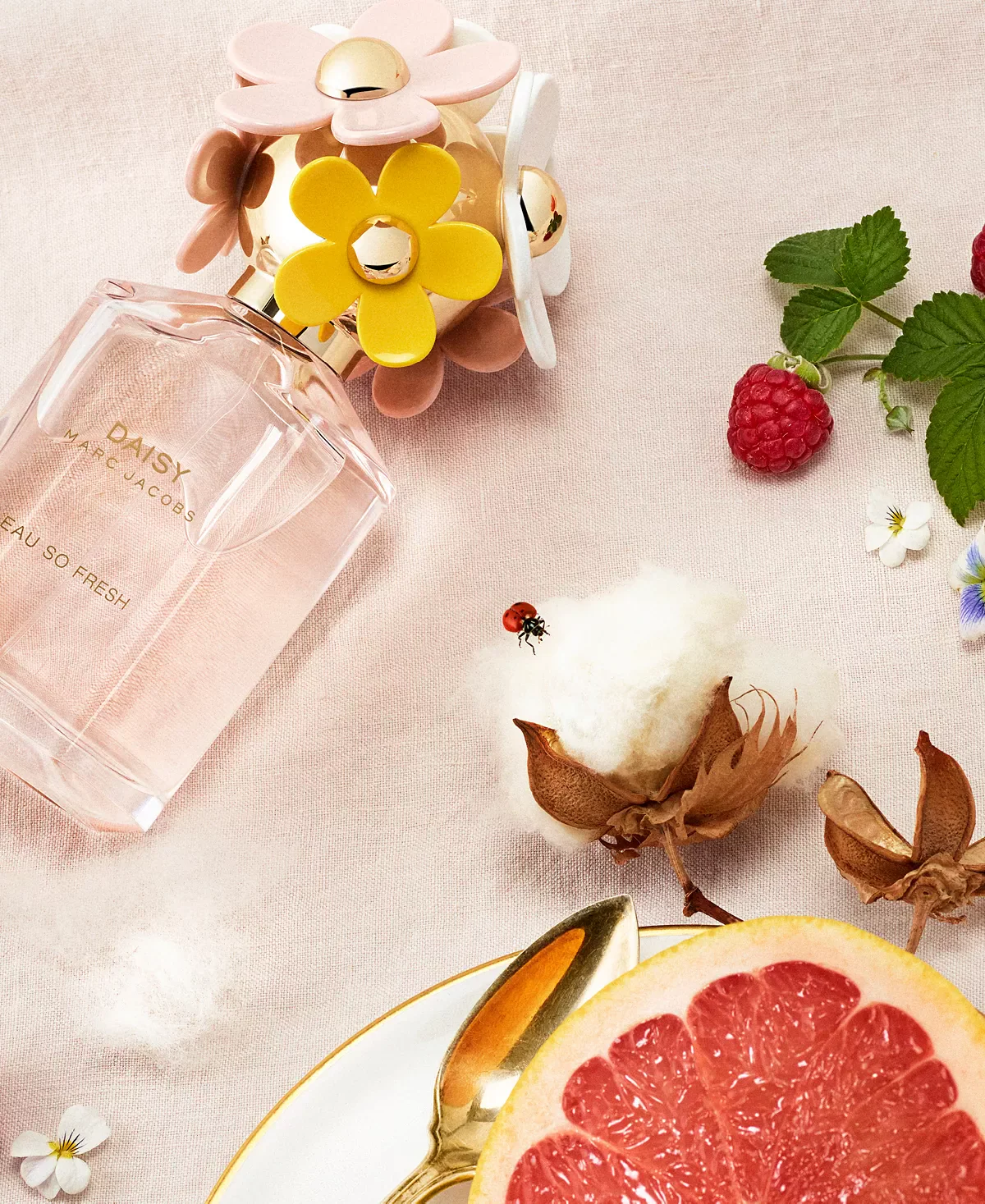 Marc Jacobs Daisy Eau So Fresh Eau de Toilette for Women - Image 34