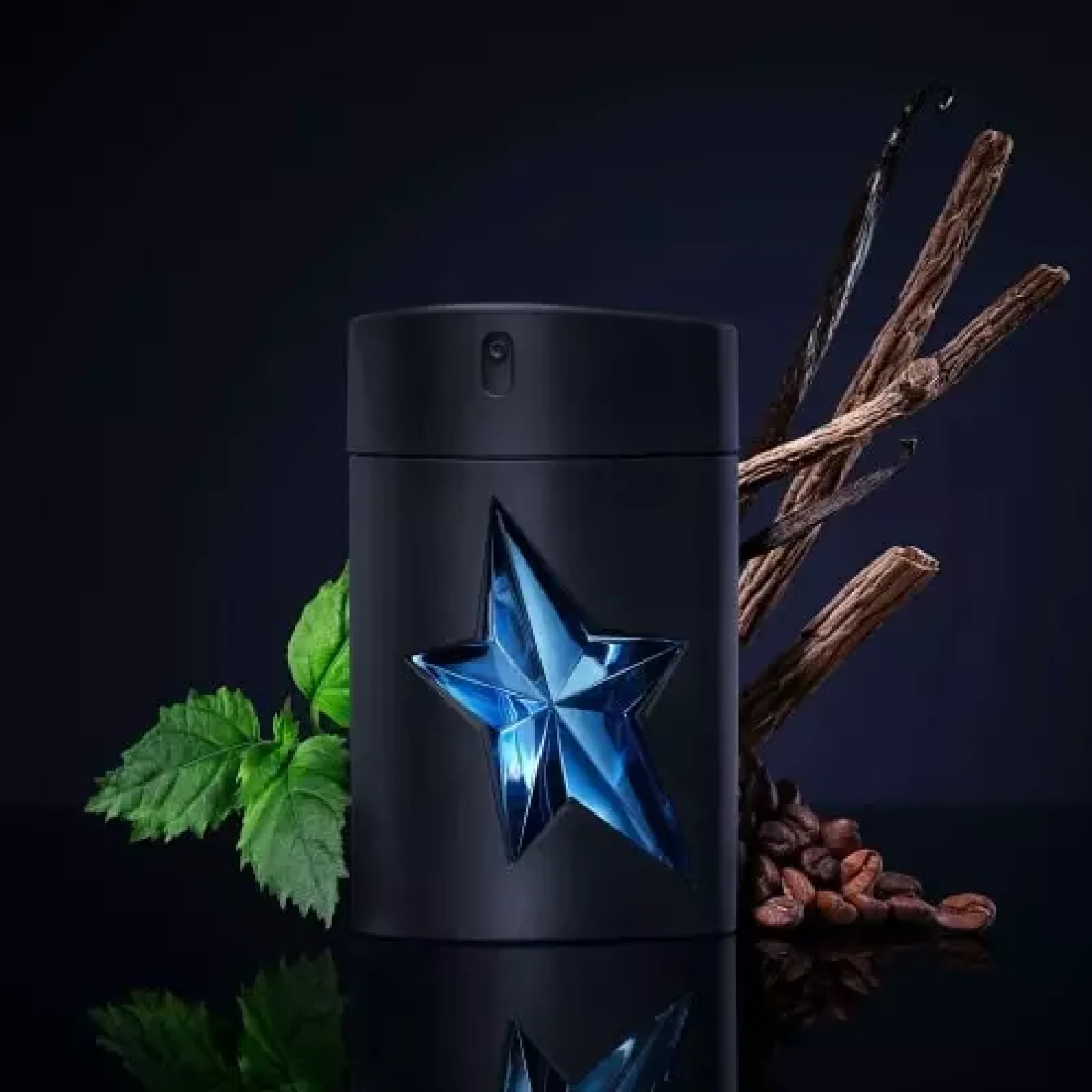 Mugler Angel A*men Refillable Rubber Eau de Toilette for Men - Image 3