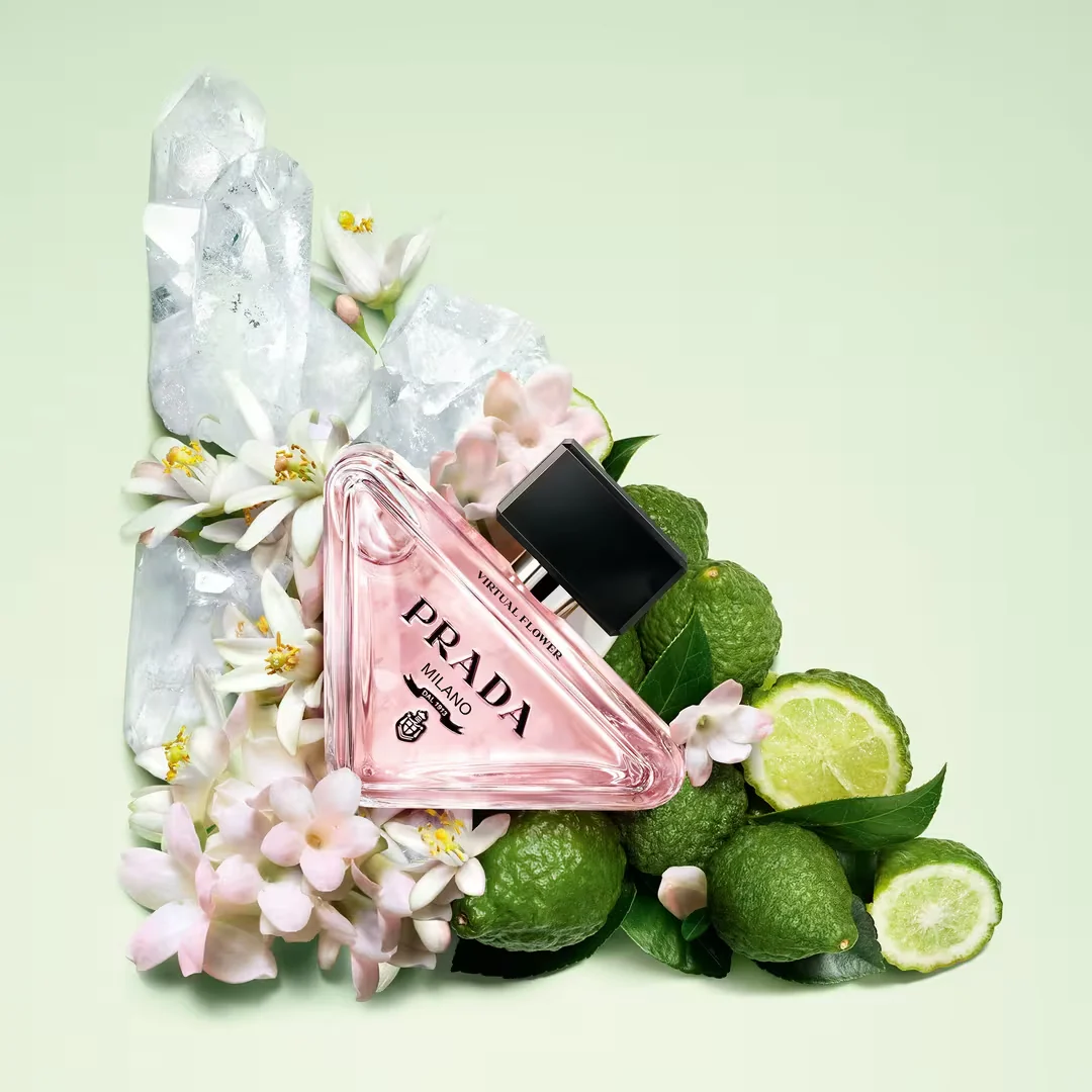 Prada Paradoxe Virtual Flower Eau de Parfum for Women - Image 3