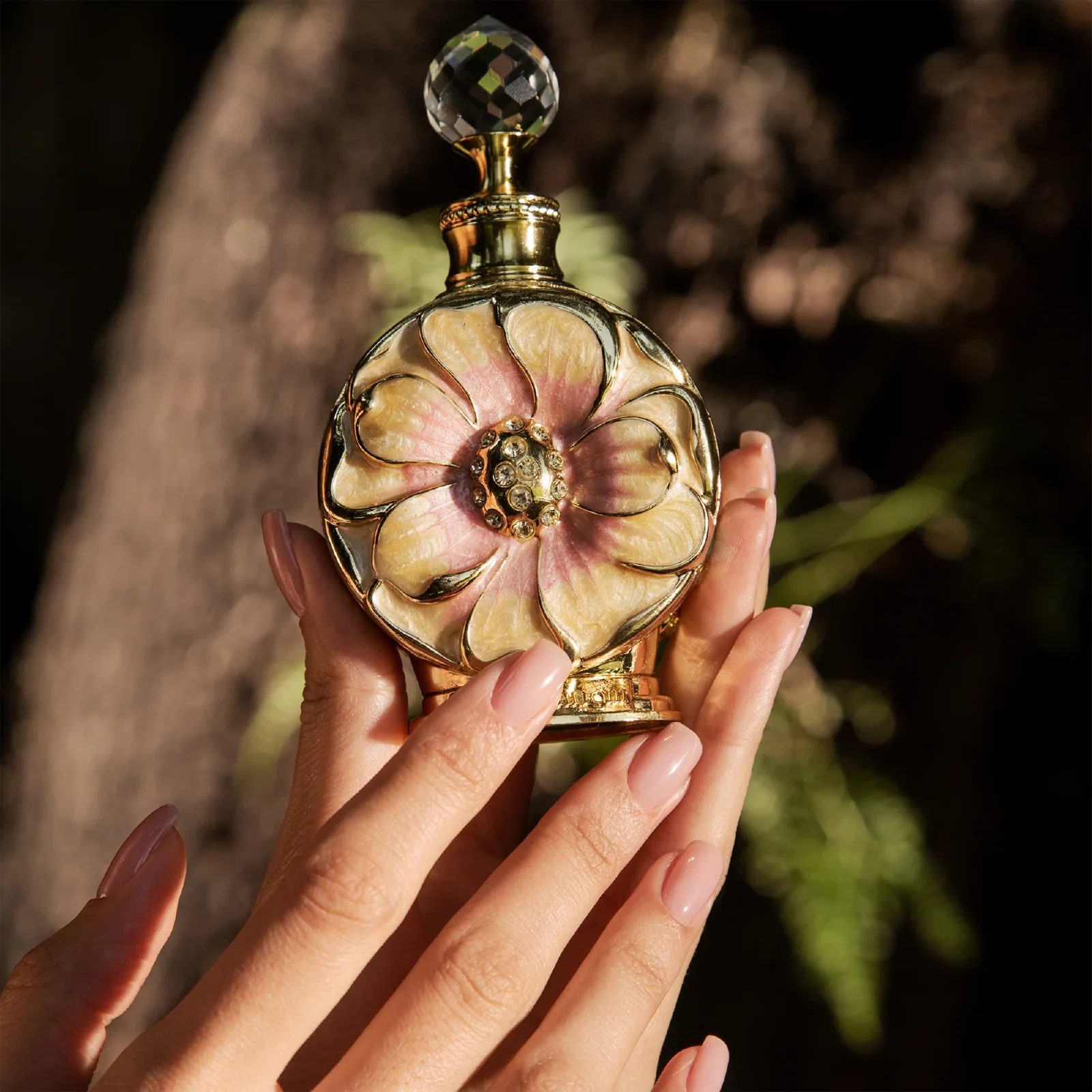 Swiss Arabian Amaali Concentrated Perfume Oil for Women - Image 3