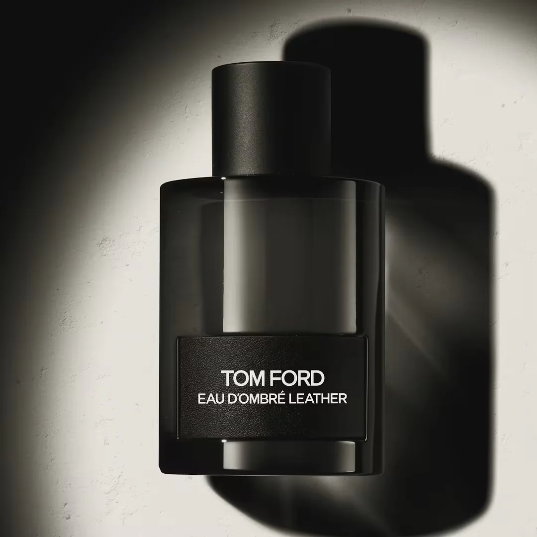 Tom Ford Eau D'ombre Leather Eau de Toilette for Men - Image 6