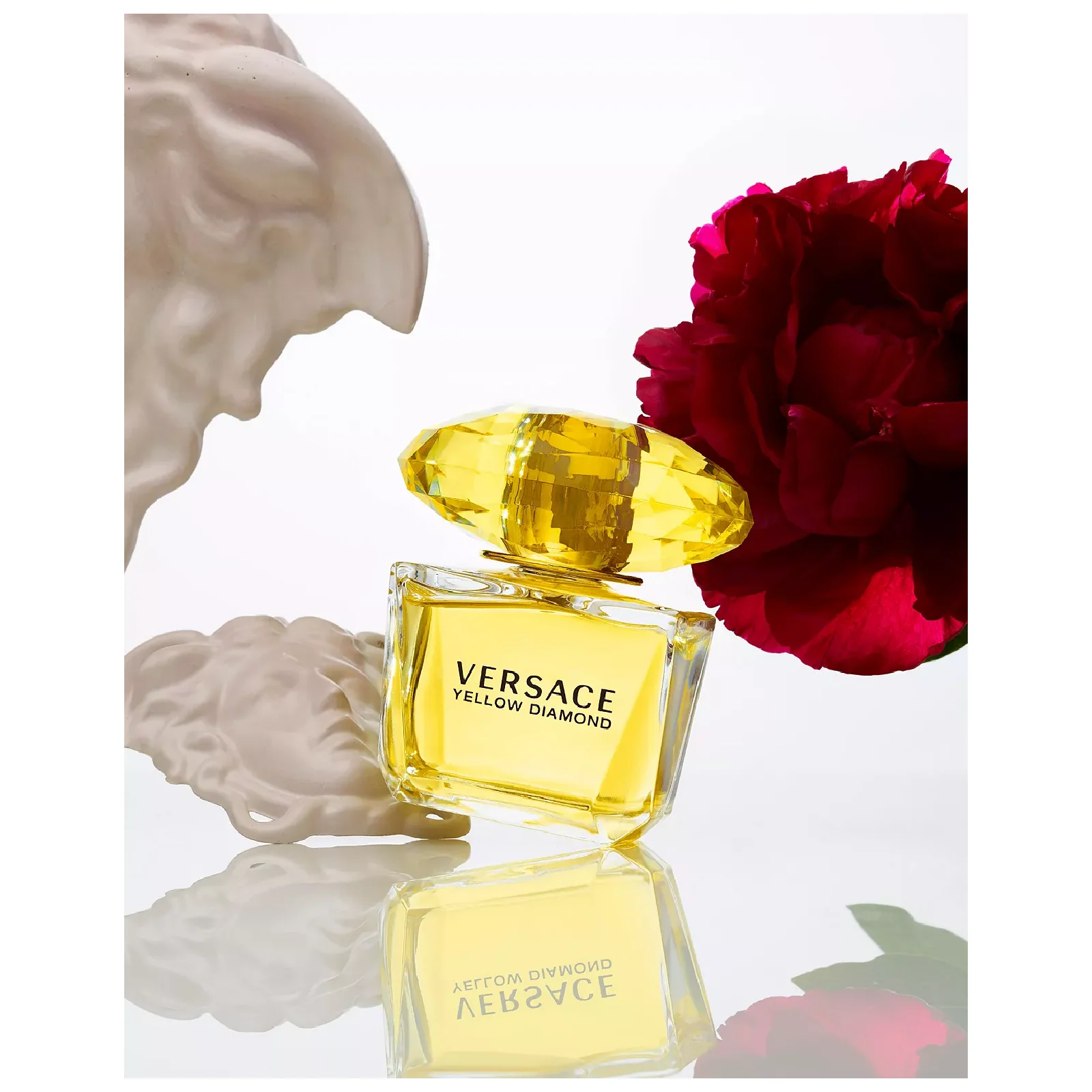 Versace Yellow Diamond Eau de Toilette for Women - Image 11