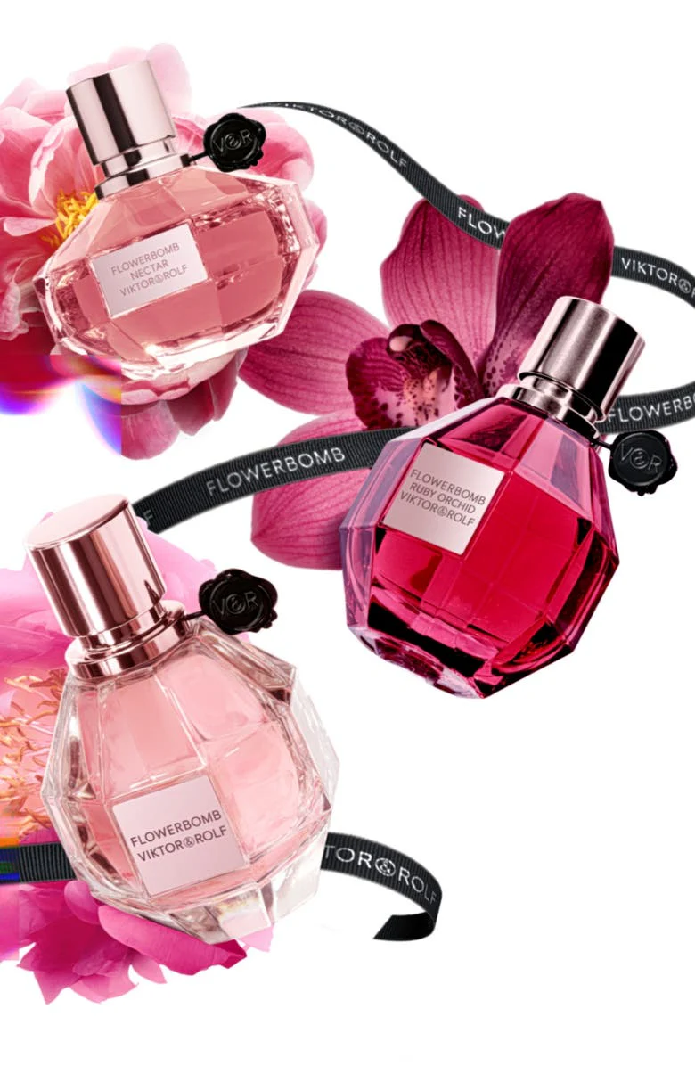 Viktor & Rolf Flowerbomb Petite Eau de Parfum for Women - Image 4